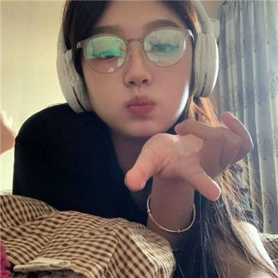 女王与叛徒
